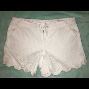 Lilly Pulitzer scallop shorts